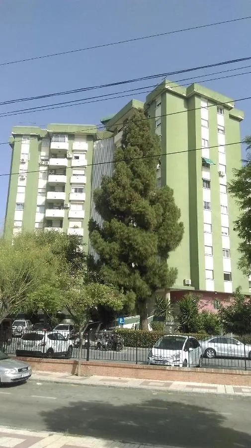 Piso muy amplio en Málaga . Apartamento