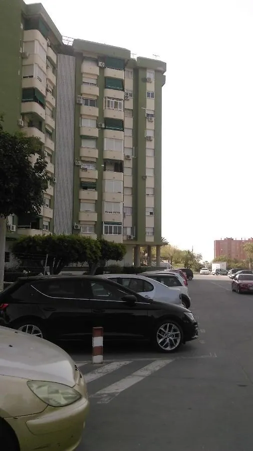 Piso muy amplio en Málaga . Apartamento
