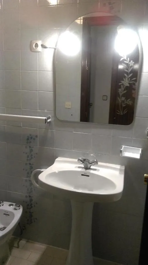 Piso muy amplio en Málaga . Apartamento 0*,